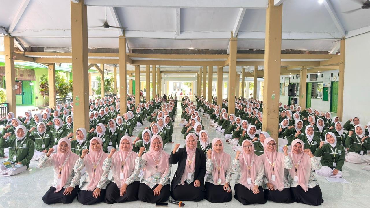 Pelepasan Santri Program Pengabdian Masyarakat (P2S) Pondok Pesantren Terpadu Al-Yasini