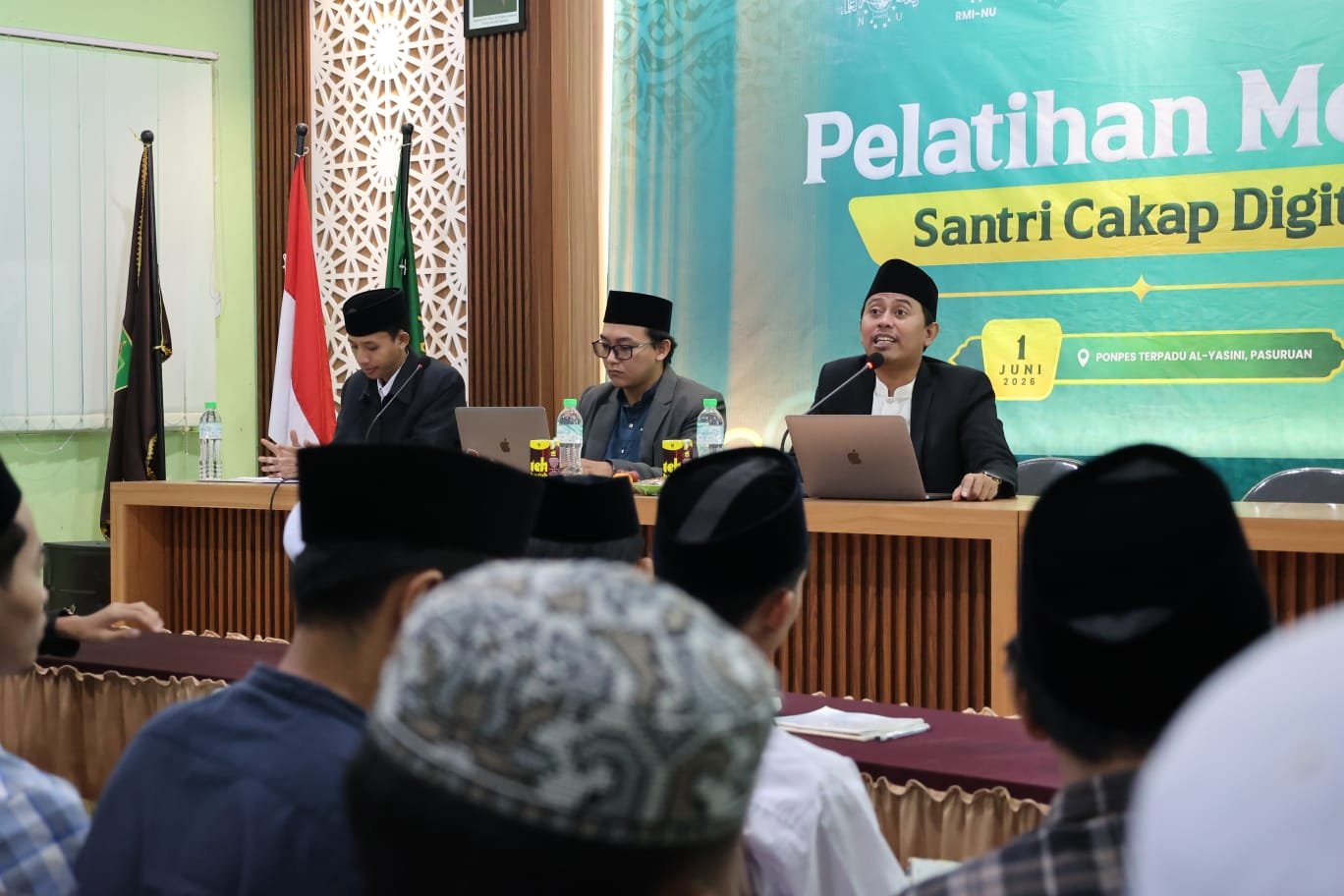 Melalui Pelatihan Media "Santri Cakap Digital", Al-Yasini Siapkan Generasi Santri Melek Teknologi