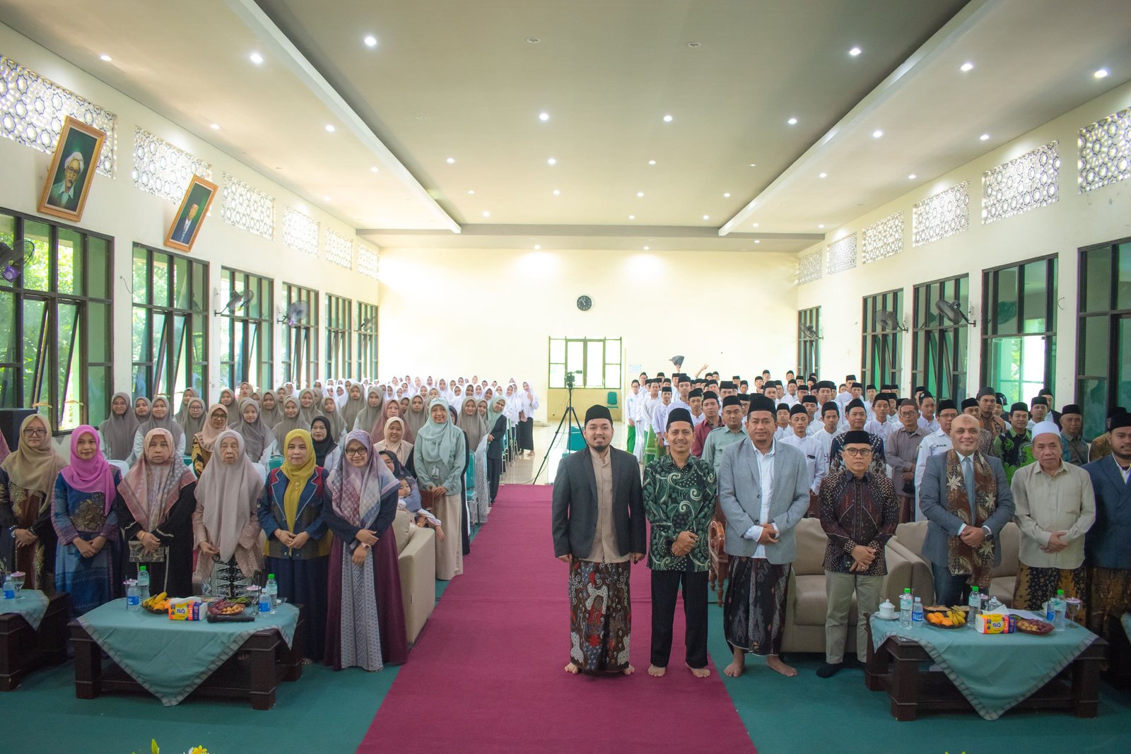 Perkuat Kerja Sama Internasional, Yayasan Risalatus Salam Mesir Salurkan Beasiswa untuk 50 Santri Al-Yasini